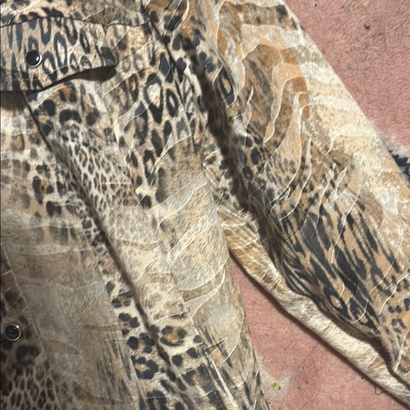 Cachet Brown and Black Jean Jacket with Luxurious Faux Fur - Picture 7 of 10